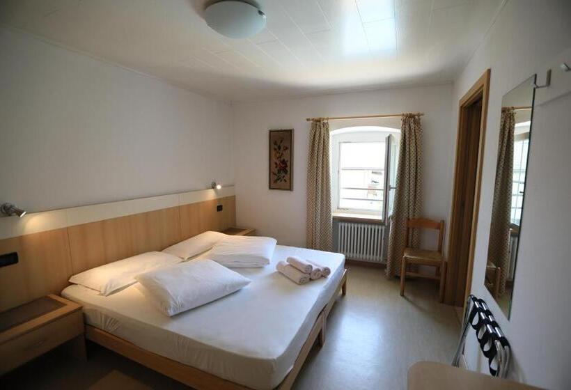 Номер Economy, Stampfer B&b