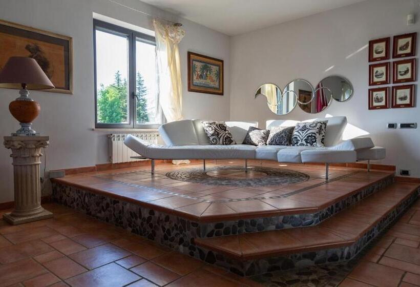 Standard Triple Room with Terrace, B&b Ellera Viterbo