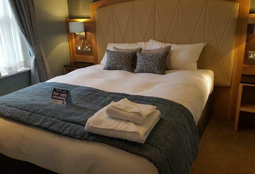 Номер Стандарт, The Bull & Stirrup Hotel Wetherspoon