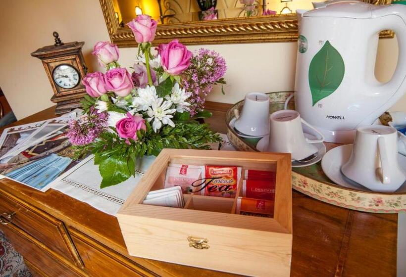Четырехместный Номер Стандарт, B&b La Ginestra