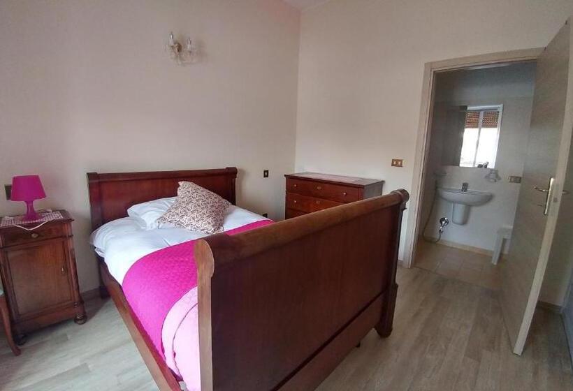 Номер Стандарт Индивидуальный, Albergo Motta