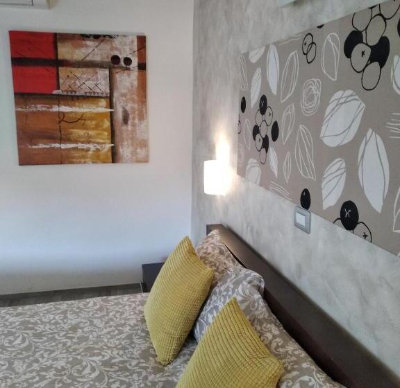 Номер Стандарт Вид на Сад, H5 5h Luxury Room