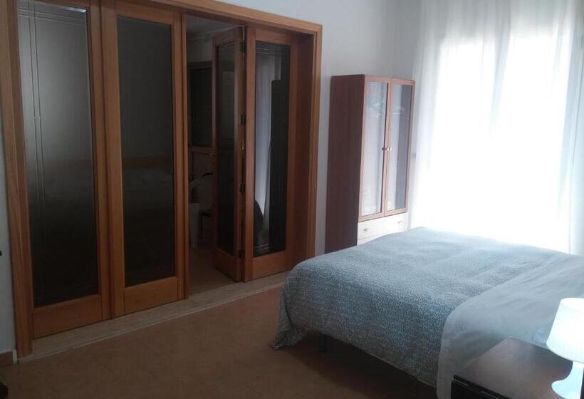 آپارتمان 1 خوابه با چشم‌انداز دریا, Akron B&b