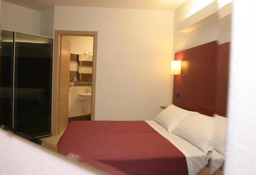اتاق استاندارد, Kianna Bed&breakfast
