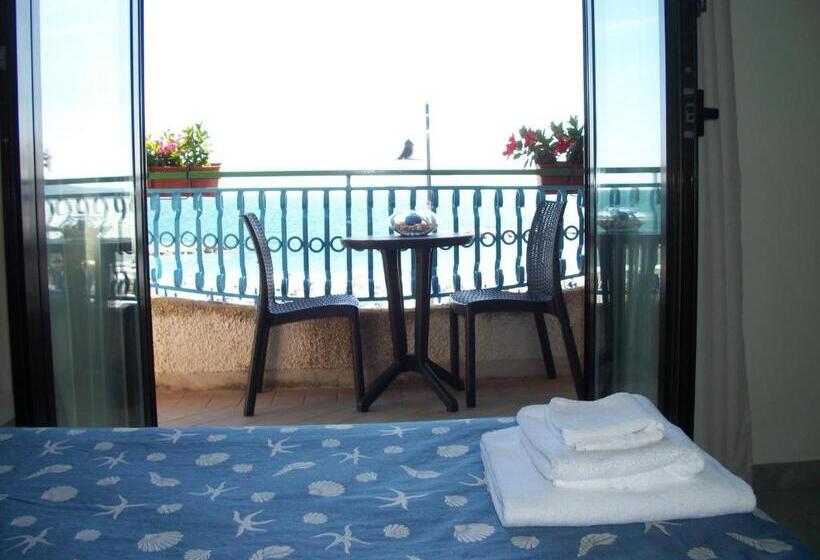 Номер Superior, Tirreno Formia