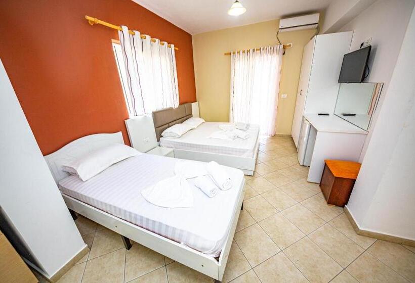 Triple Room Sea View, Ideal Aparthotel Saranda