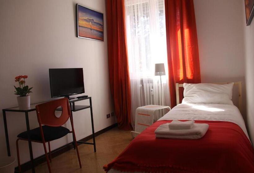 اتاق استاندارد یک نفره, Lotus B&b