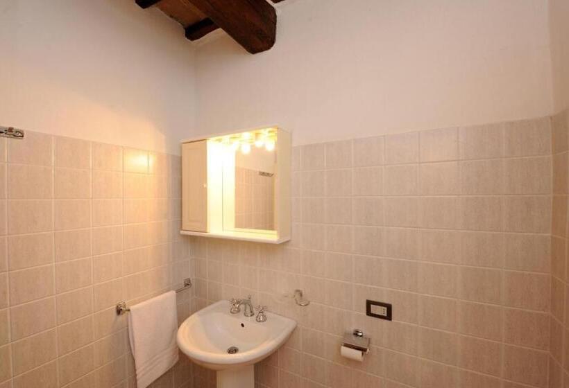 标准工作室, Relais Borgo Torale