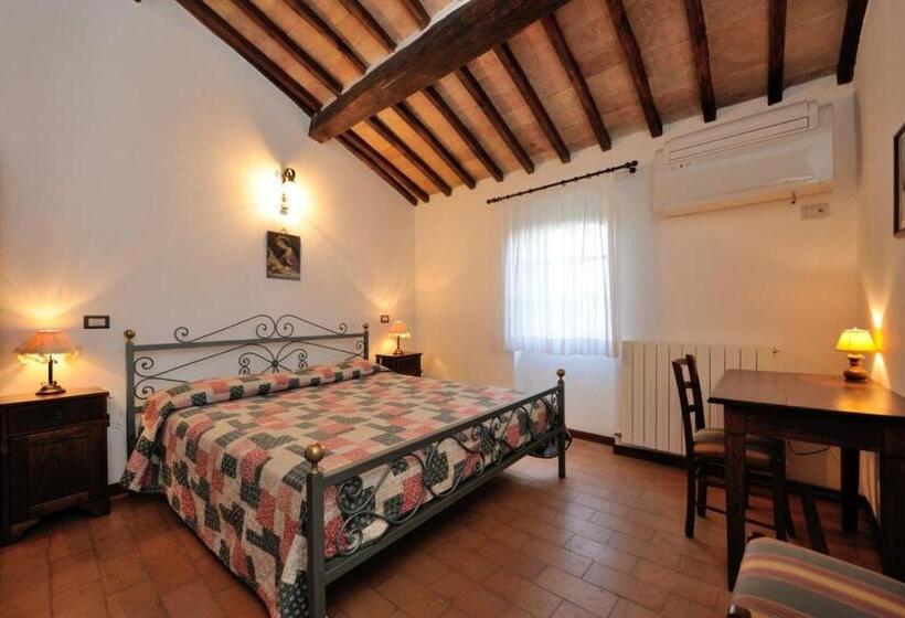 خانه 3 خوابه, Relais Borgo Torale
