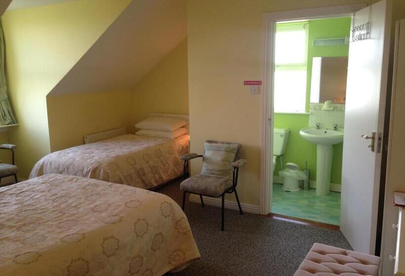 Номер Стандарт Вид на Сад, An Gleann Accommodation
