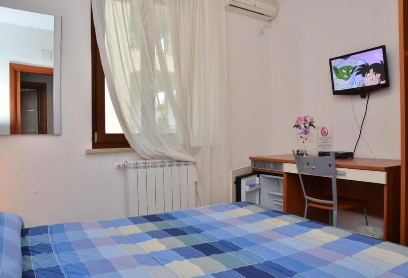 Standard room with outdoor bath, Domo   Guest House Il Nespolo Fiorito