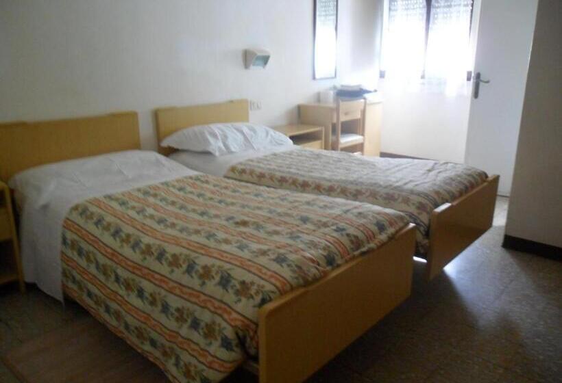 Номер Стандарт, Albergo Giardino