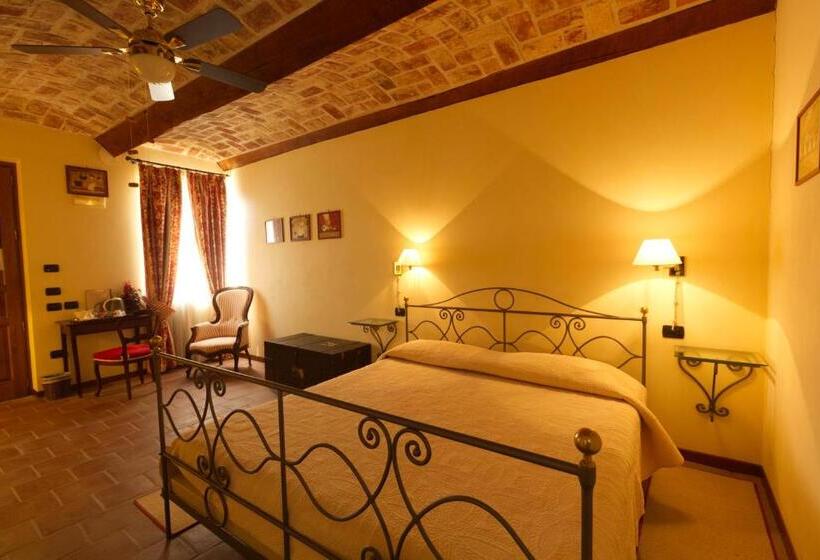 Номер Стандарт, Foresteria Ristorante Conti Roero