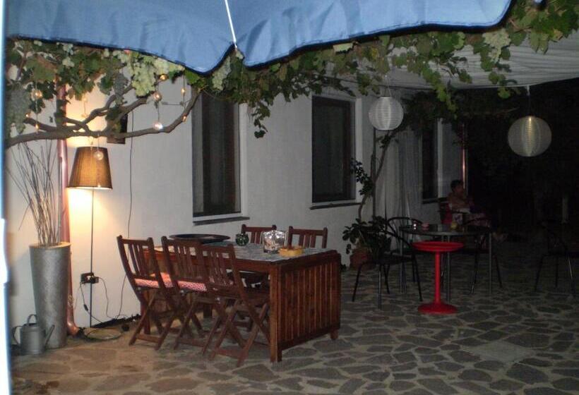 标准间, Il Giardino Di Emilio