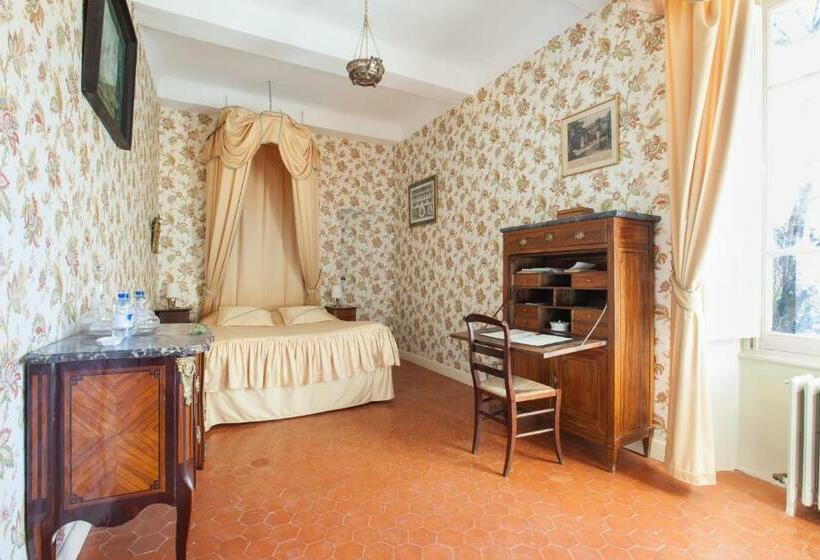 Номер Стандарт, Chateau De Saint Martin