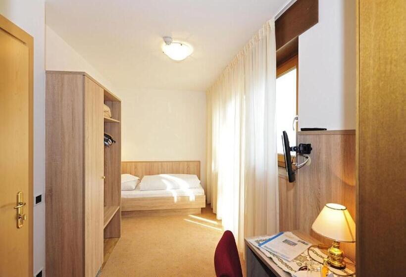 اتاق استاندارد یک نفره, Garni Appartement Gartenheim