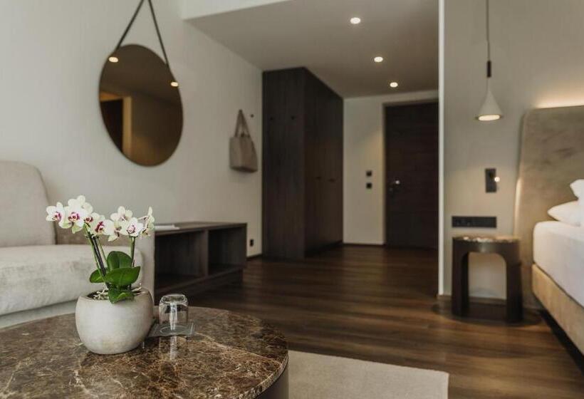 Люкс Вид на Бассейн, Klein Fein Hotel Anderlahn