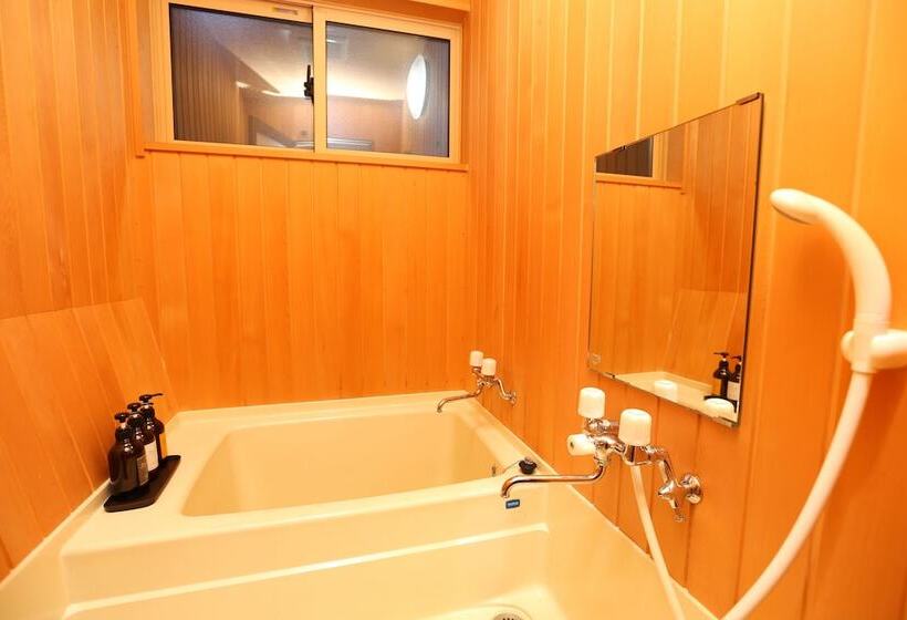 Quarto Economy, Kamei No Yu