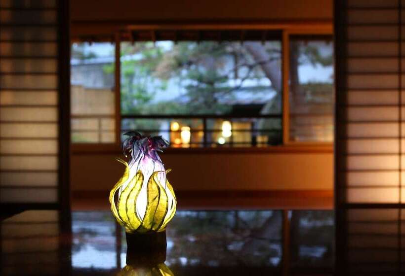 Quarto standard, Kamei No Yu