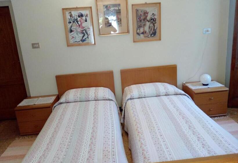 스탠다드 룸 공동 욕실, Albergo Milano 1920
