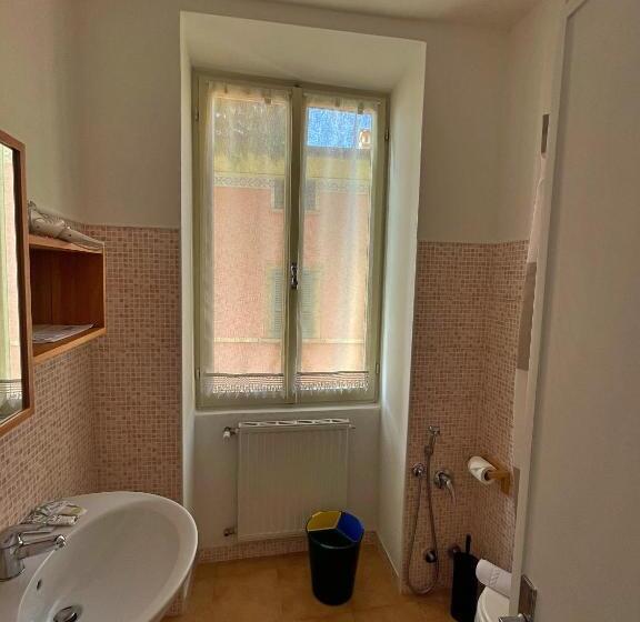 اتاق استاندارد, Albergo Gargnano