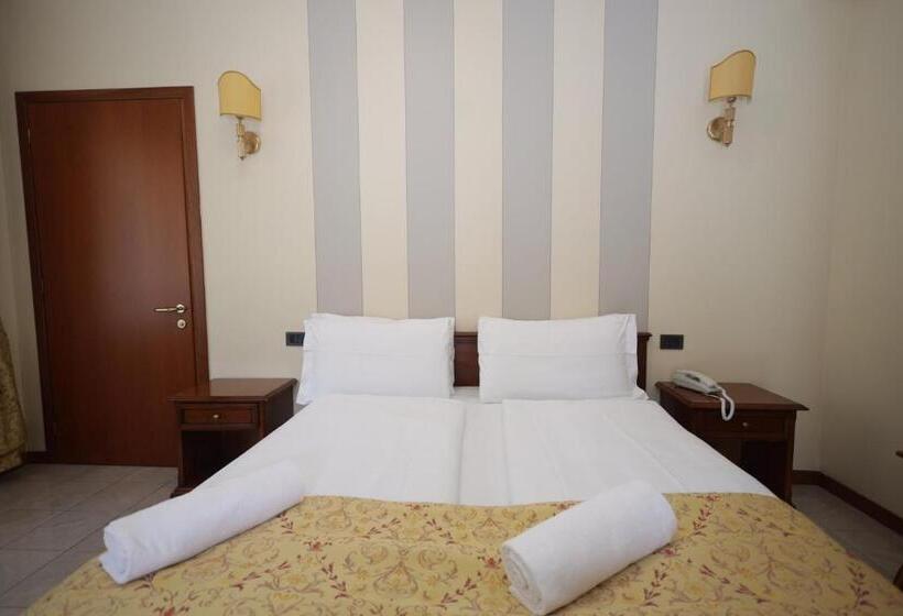 اتاق لوکس با چشم‌انداز, Il Portico By Lvg Hotel Collection