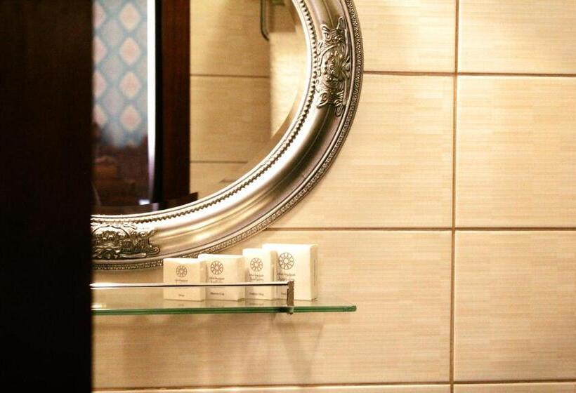 اتاق عادی, İsa Begov Hamam