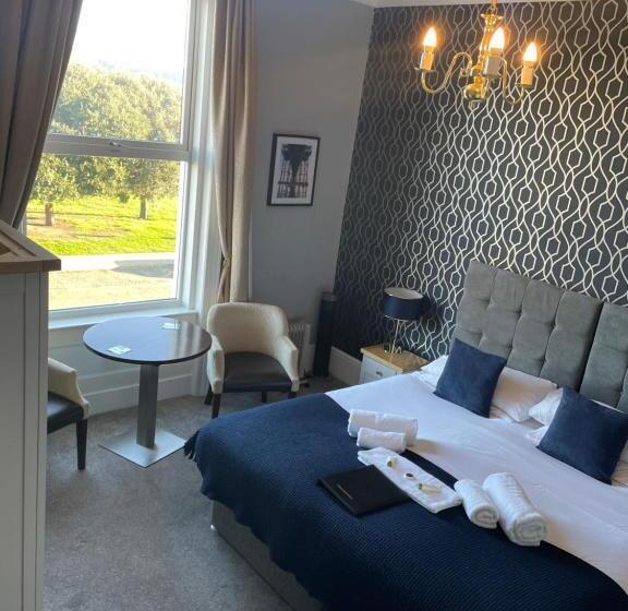 Номер Стандарт Вид на Море, The Wildings Hotel & Tudno S Restaurant