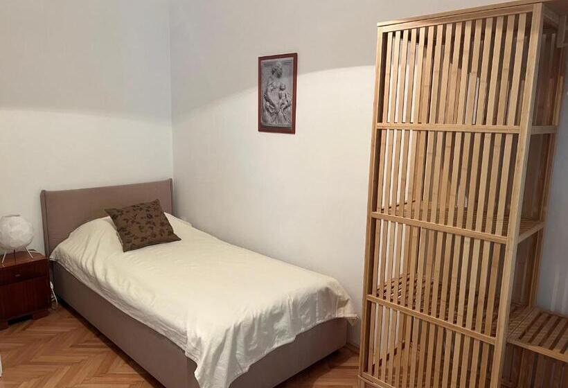 آپارتمان 1 خوابه با چشم‌انداز دریا, Alaburic Rooms & Apartment