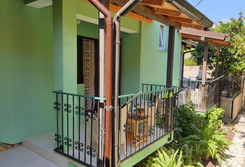اتاق استاندارد, Alaburic Rooms & Apartment
