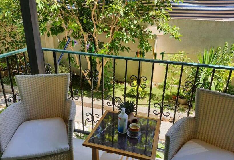 اتاق استاندارد, Alaburic Rooms & Apartment