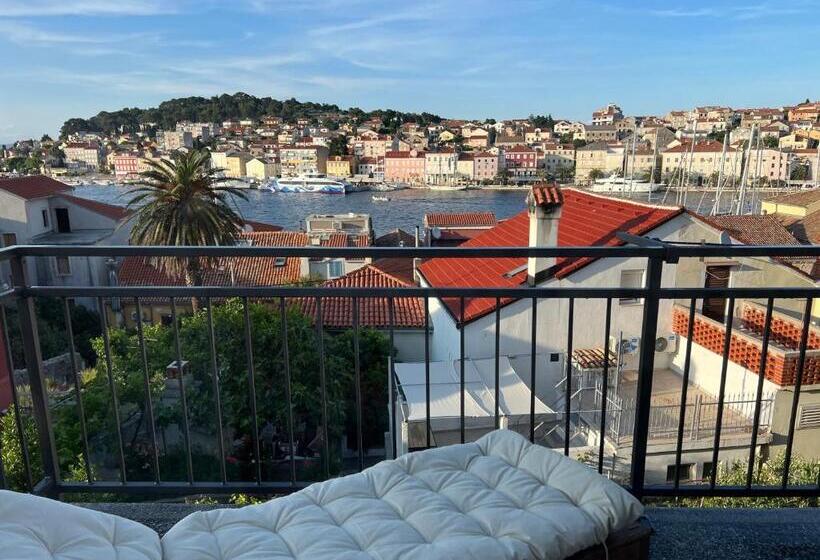 آپارتمان 1 خوابه با چشم‌انداز دریا, Alaburic Rooms & Apartment