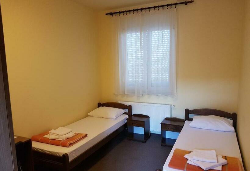 스탠다드 룸, Hostel Kristal