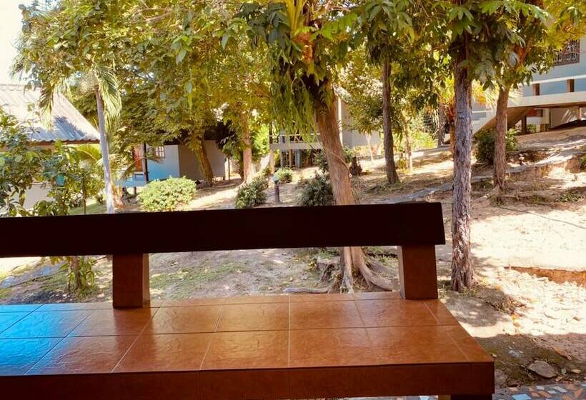Bungalow Familiare, Phupha Bungalow Haad Rin