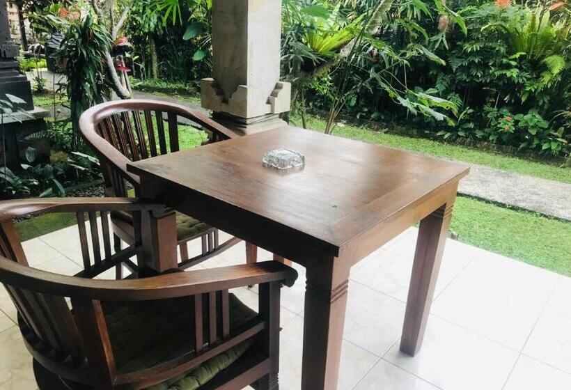 Номер Deluxe, Suastika Guest House Ubud