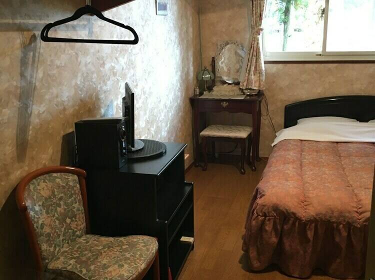Номер Стандарт Совместная Ванная, Friendly Inn People