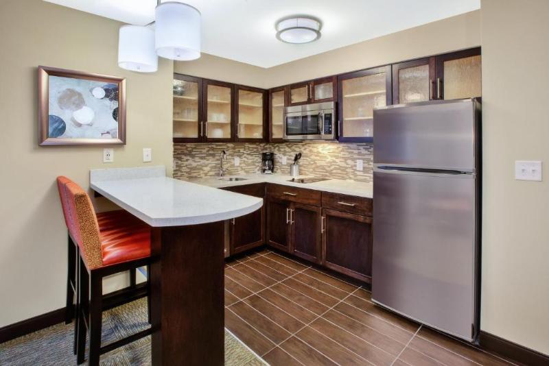 Люкс Адаптированный для Инвалидов, Staybridge Suites   Benton Harbor St. Joseph, An Ihg