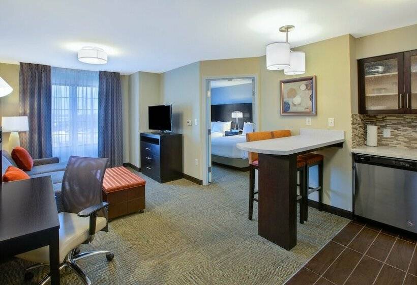 Люкс Адаптированный для Инвалидов, Staybridge Suites   Benton Harbor St. Joseph, An Ihg