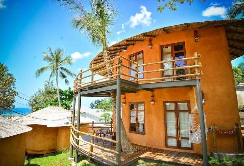 Family Suite, The Mud