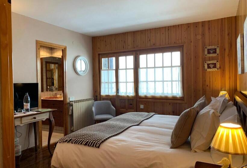 Номер Стандарт с Балконом, El Xalet De Taüll Hotel Rural