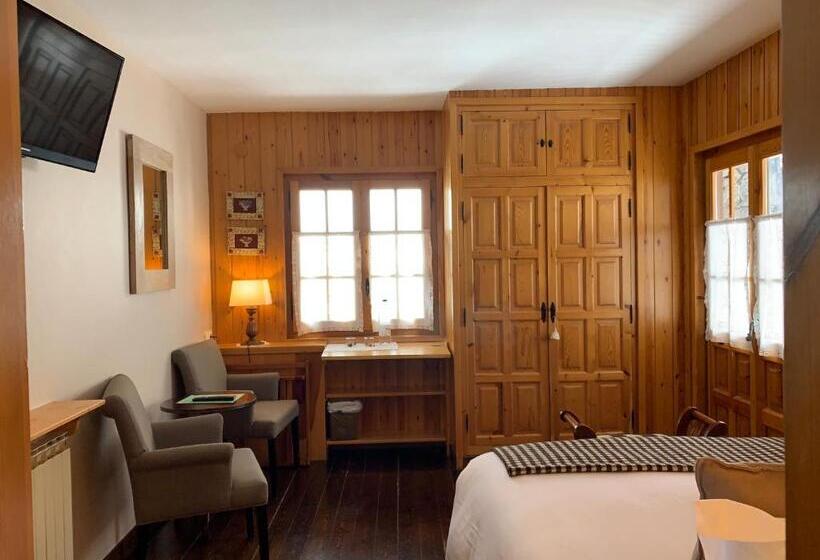 Quarto standart com varanda, El Xalet De Taüll Hotel Rural