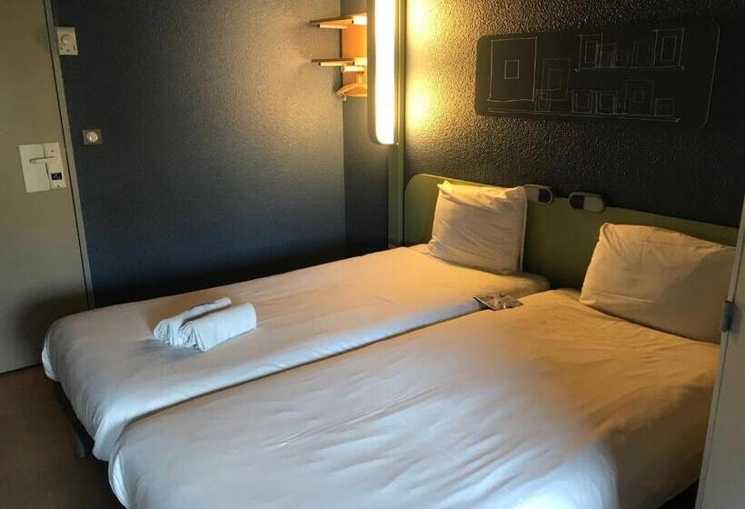 Номер Стандарт, Ibis Budget Arles Sud Fourchon