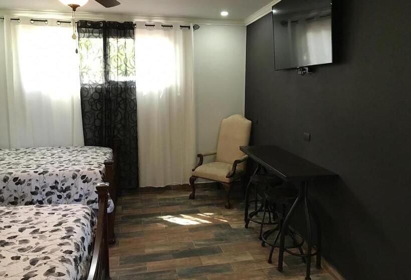 اتاق استاندارد با چشم‌انداز کوهستان, Refugio De La Montaña B&b