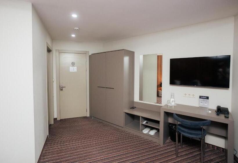디럭스 룸, Boutique Hotel Central