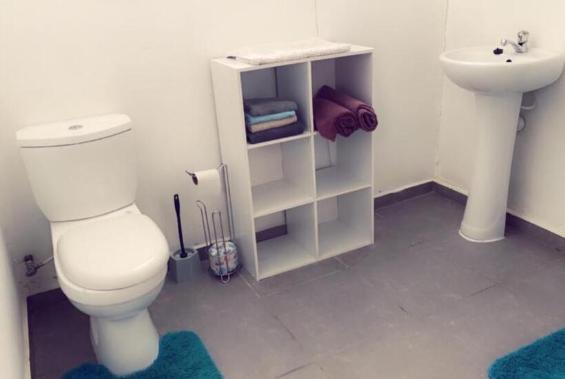 استودیوی استاندارد, Apartment Curacao