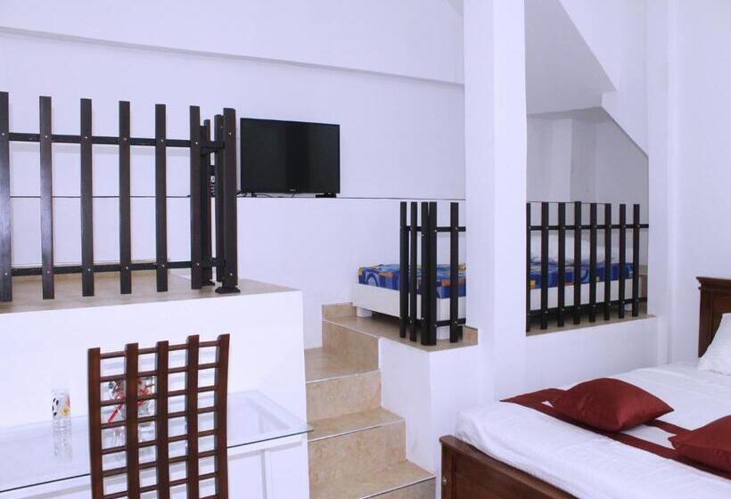 اتاق سوپریور سه تخته, Elliot Nature Resort