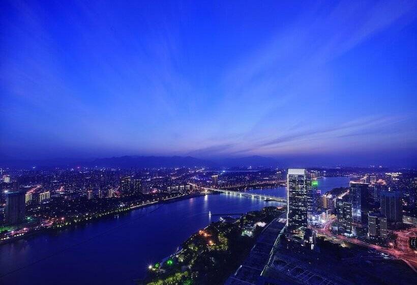 Номер Стандарт, Hilton Fuzhou