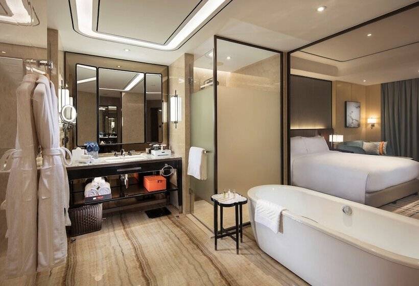 Номер Executive, Hilton Fuzhou