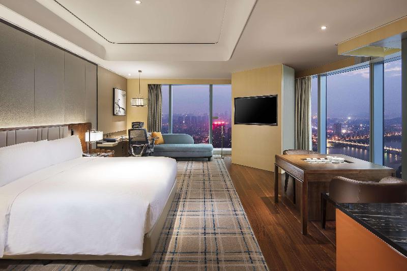 Номер Deluxe, Hilton Fuzhou