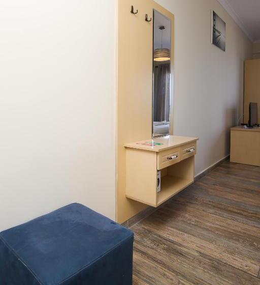 Triple Room Sea View, Summer Stars